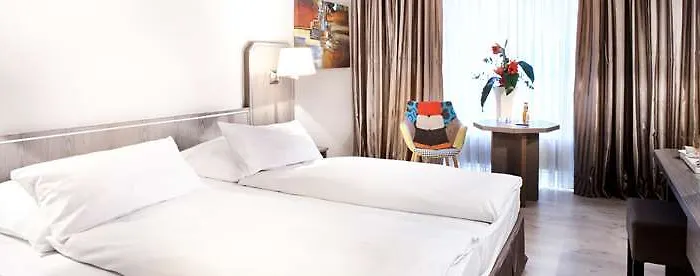 Radisson Center Hotel