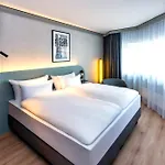 Radisson Center 3*