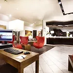Radisson Center 3*