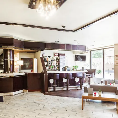 Hotel By Tulip 4*
