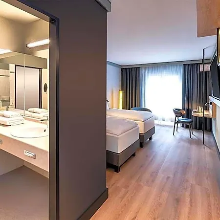 Hotel Radisson Center 3*