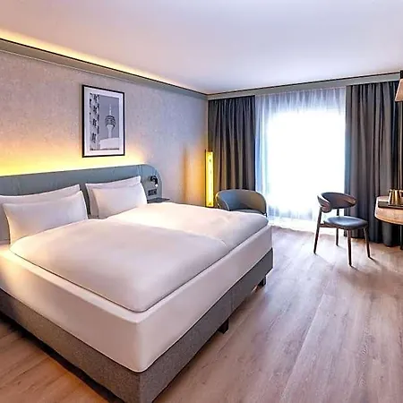 Radisson Center 3*