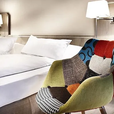 Отель Radisson Center 3*