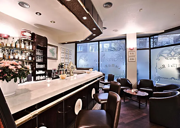 Radisson Center מלון