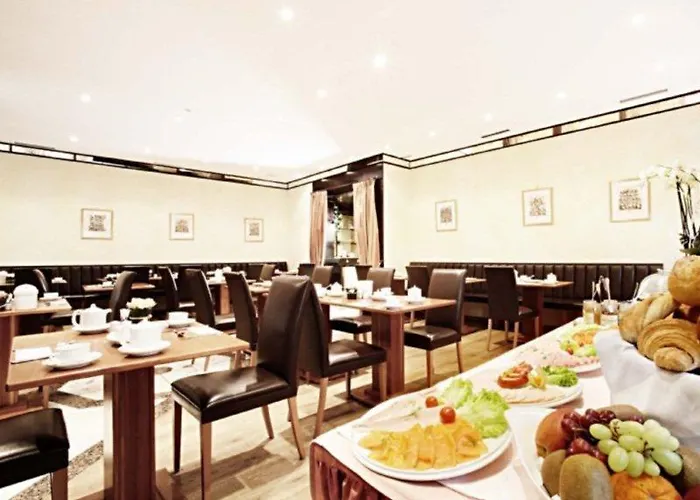 Szálloda Radisson Center 3*