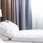 Hotel Radisson Center 3*