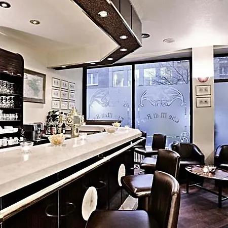 杜塞尔多夫市郁金香北欧酒店 酒店 4*