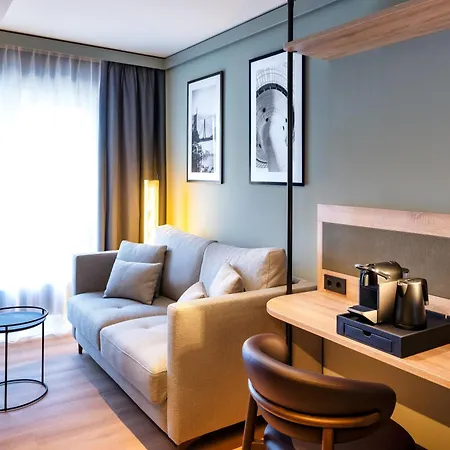 Radisson Center Hotel